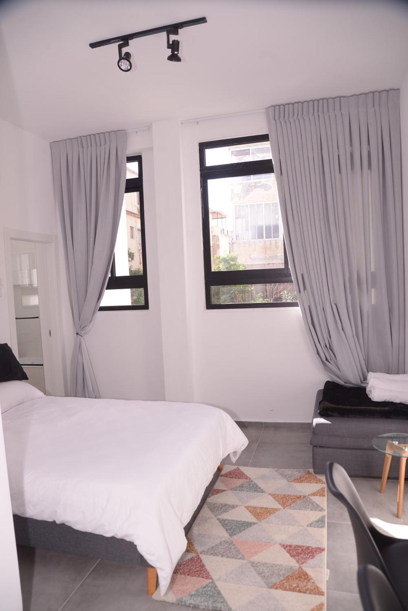 Yona 8 Bed & Breakfast Tel Aviv Oda fotoğraf