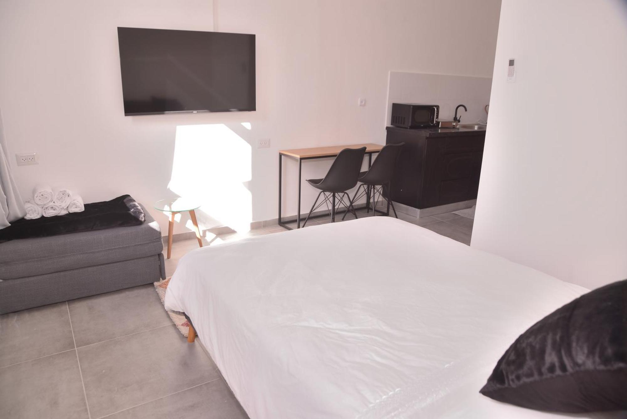 Yona 8 Bed & Breakfast Tel Aviv Oda fotoğraf