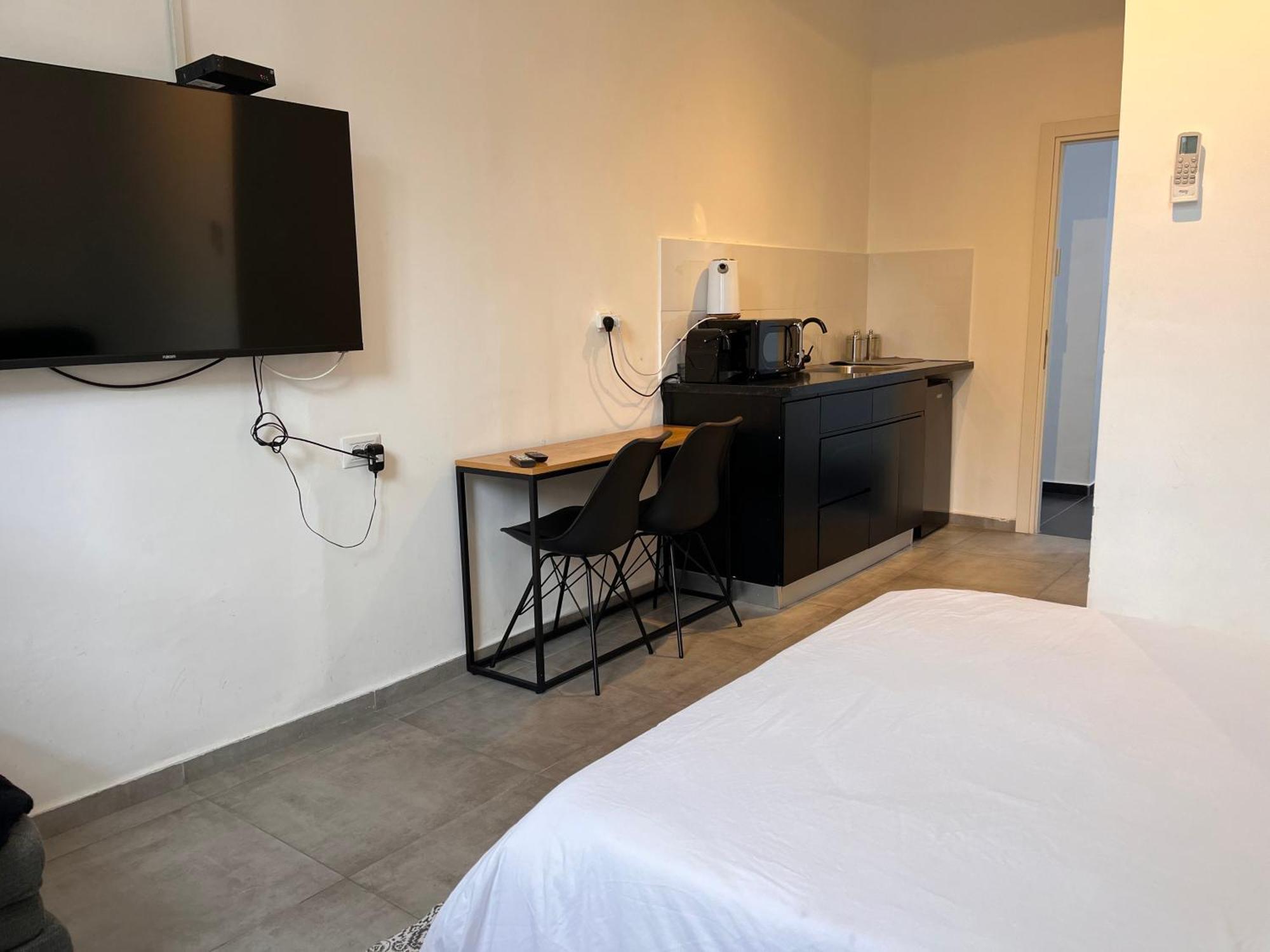 Yona 8 Bed & Breakfast Tel Aviv Oda fotoğraf