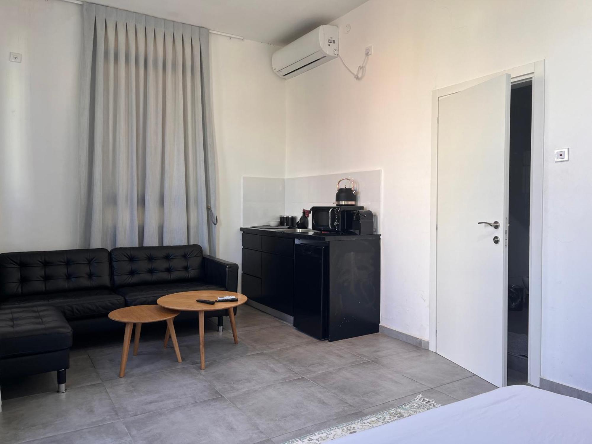 Yona 8 Bed & Breakfast Tel Aviv Oda fotoğraf