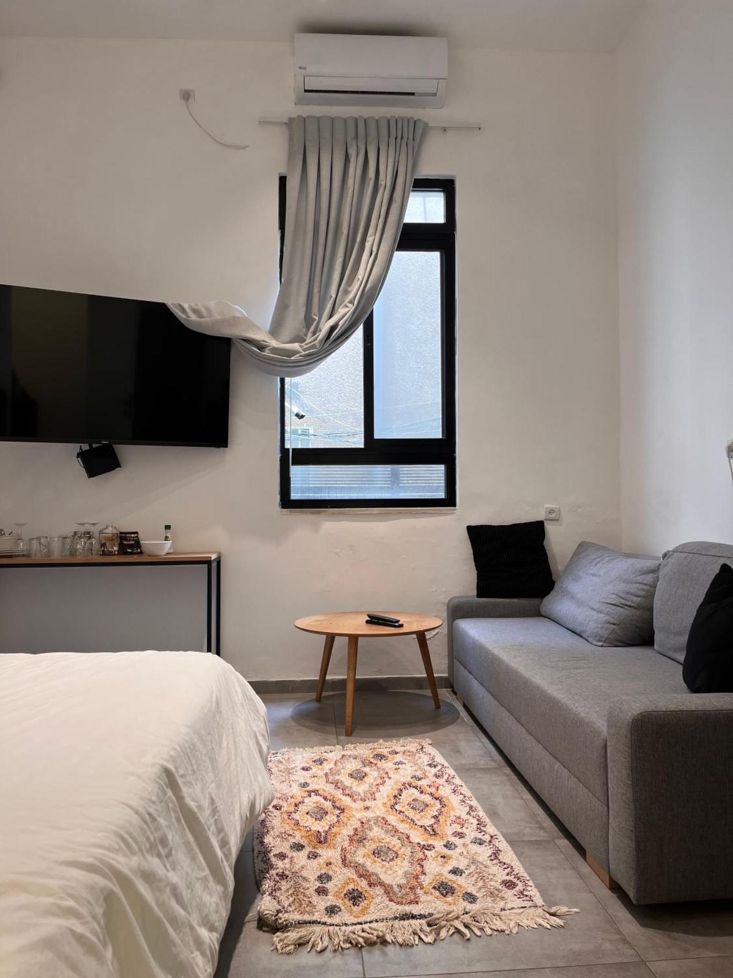 Yona 8 Bed & Breakfast Tel Aviv Oda fotoğraf