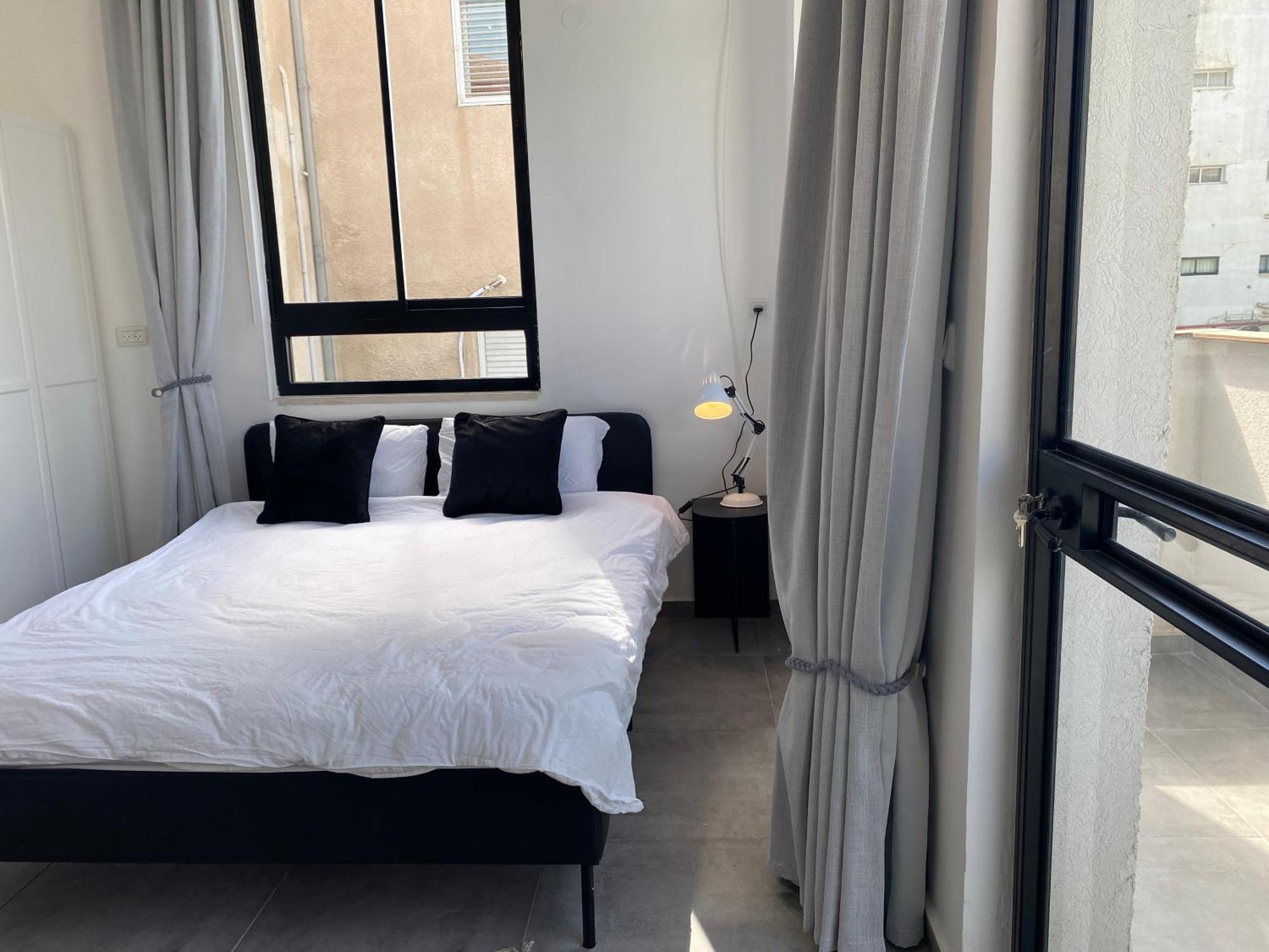 Yona 8 Bed & Breakfast Tel Aviv Oda fotoğraf