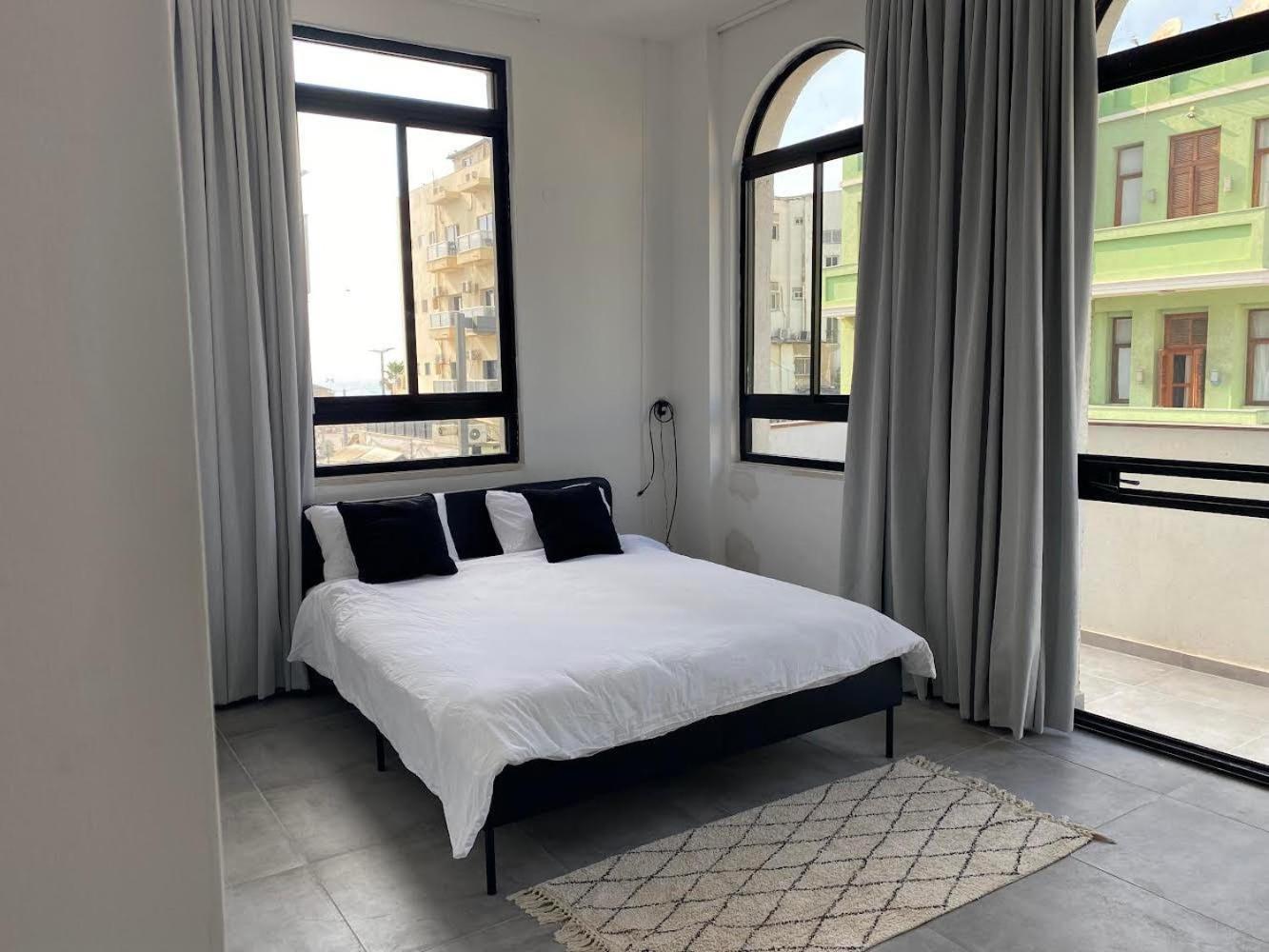 Yona 8 Bed & Breakfast Tel Aviv Oda fotoğraf