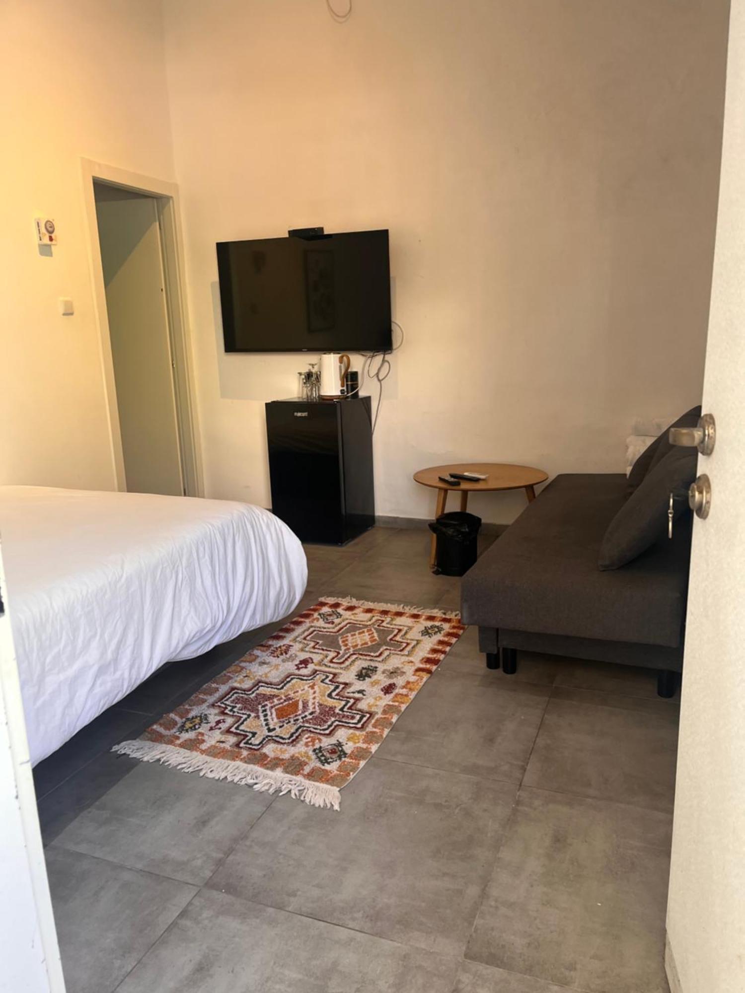 Yona 8 Bed & Breakfast Tel Aviv Oda fotoğraf